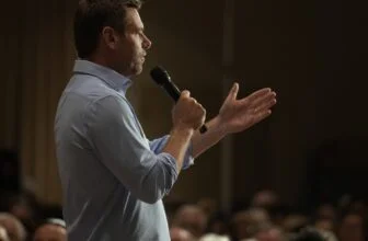 Fighting assault allegations, Eric Swalwell suspends his bid for California governor : NPR