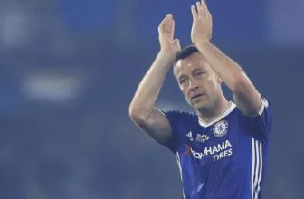 “Head and shoulders above” – The “phenomenal” Chelsea legend they need now