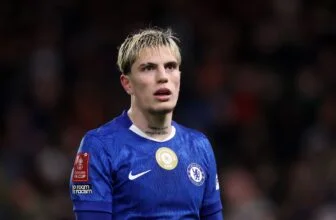 Alejandro Garnacho in action against Hull.