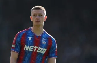 Adam Wharton in action for Crystal Palace.