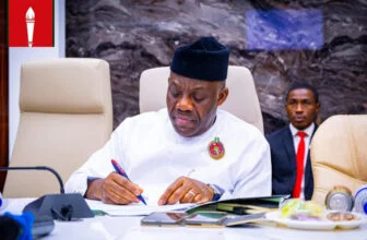 BREAKING: FG bans use of ‘Dr’ title by honorary degree holders