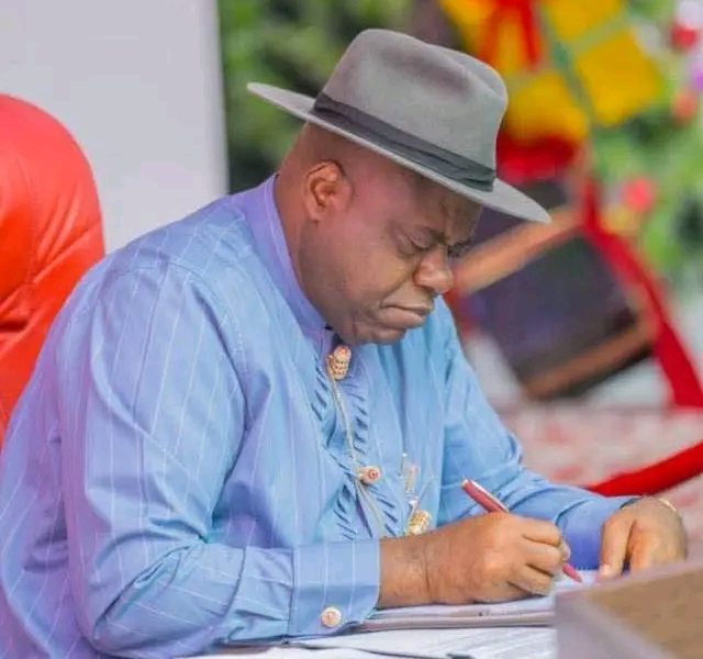Bayelsa Gov Diri removes traditional ruler, chiefs over alleged insecurity