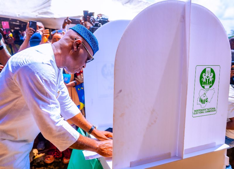 Ekiti Decides: Oyebanji casts vote, urges patience as technical issues disrupt voting
