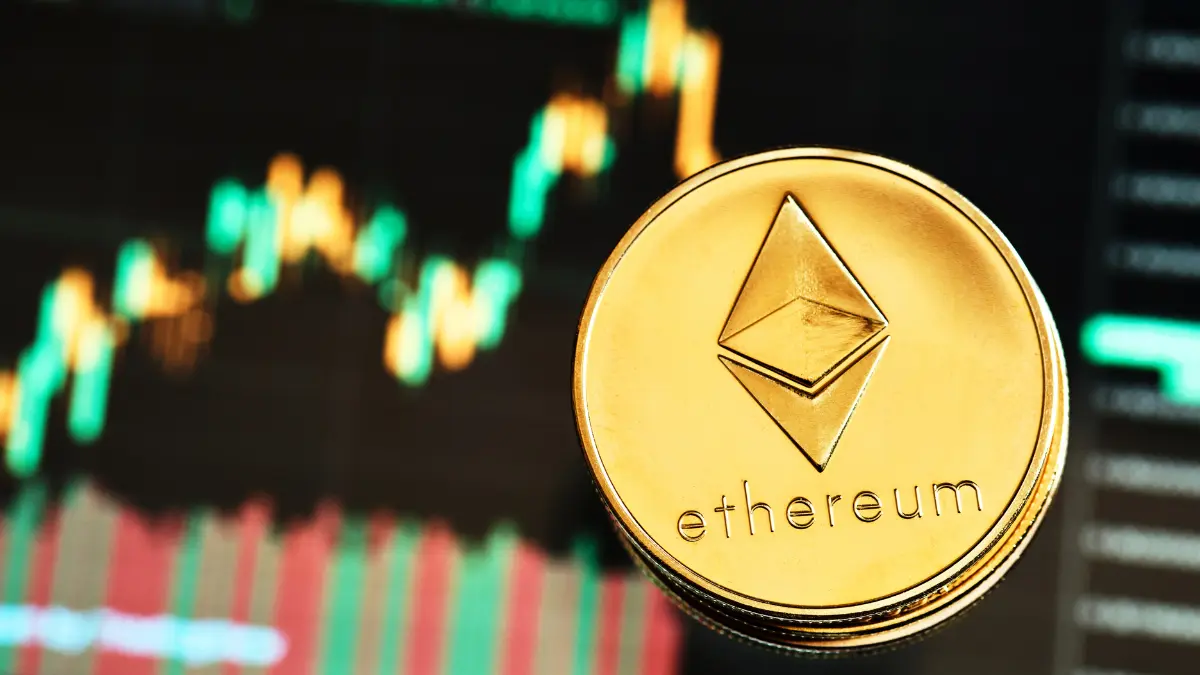 Ethereum Whales Pull $800M Worth of ETH From Exchanges in Seven Days