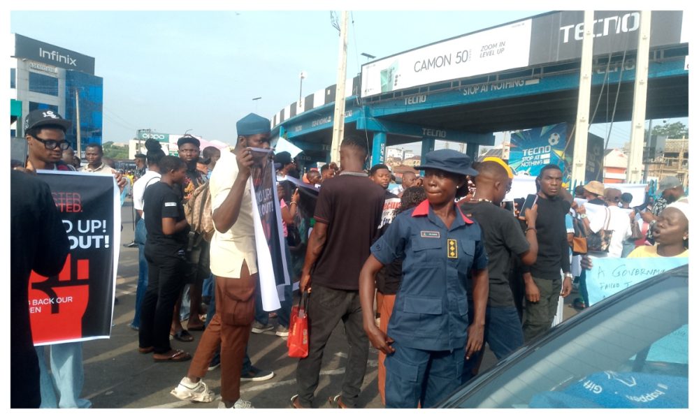 Heavy security as protest rocks Ibadan over abducted students, teachers