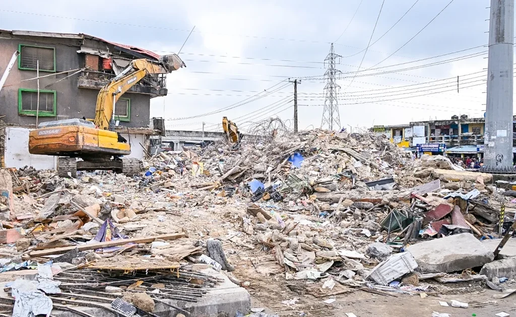 Lagos building collapse: Shop owners recount narrow escape