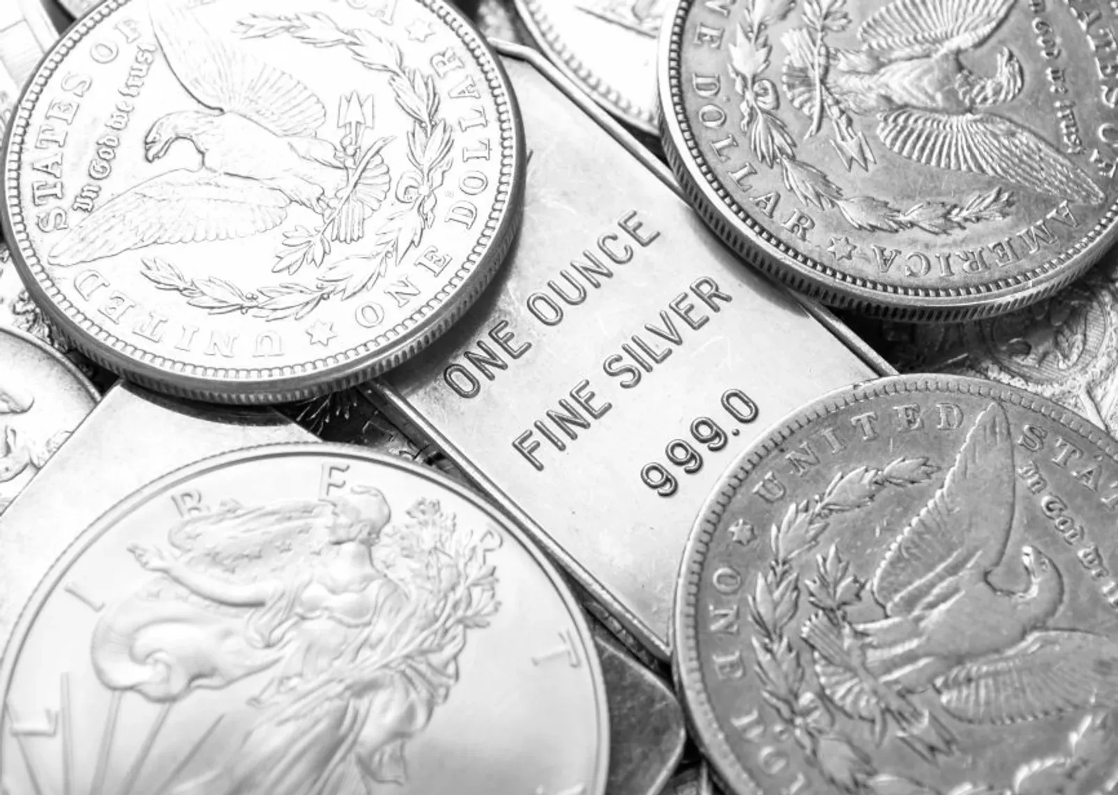 Silver Price Forecast: Falls to 2025 Lows as Inflation Hits 4.2% 1 Silver Price Forecast: Falls to 2025 Lows as Inflation Hits 4.2%