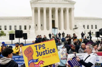 Supreme Court allows Trump administration to lift deportation protections for Haitians, Syrians