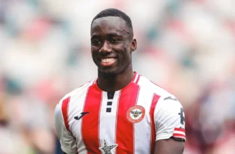 Brentford secure Michael Kayode on long-term deal until 2032