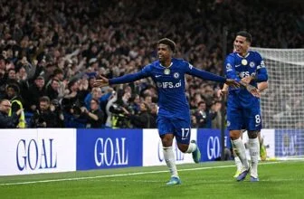 Man United considering move for Chelsea midfielder Andrey Santos