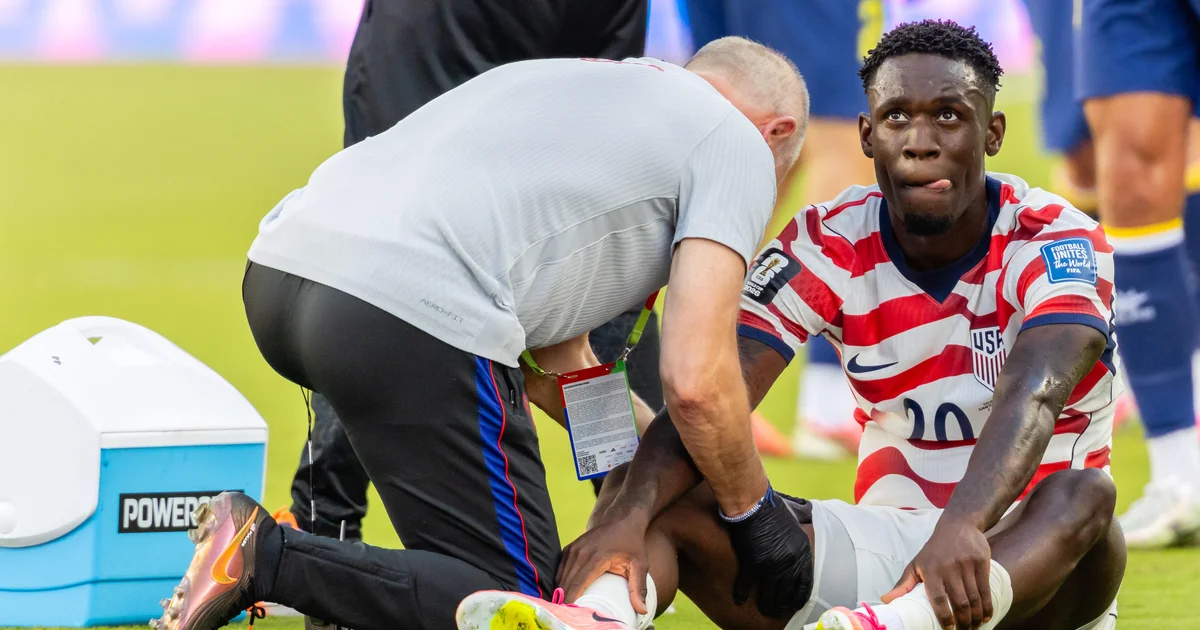 U.S. star Folarin Balogun's red card suspension lifted after Trump called FIFA president 1 U.S. star Folarin Balogun's red card suspension lifted after Trump called FIFA president