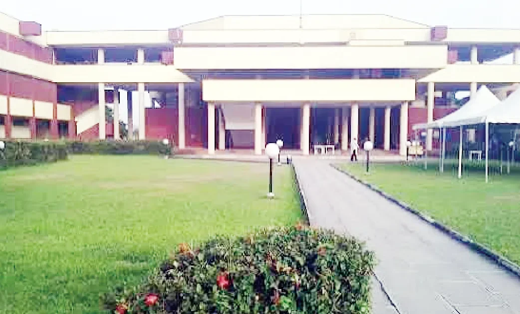 Lagos Law Student Dies After Jumping From Four-Storey Buildi