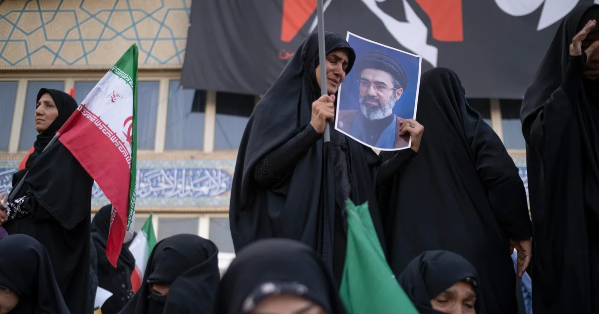 Live Updates: Iran dismisses Trump's "economic D-Day" threat, says it "will only bring further defeat" 1 Live Updates: Iran dismisses Trump's "economic D-Day" threat, says it "will only bring further defeat"