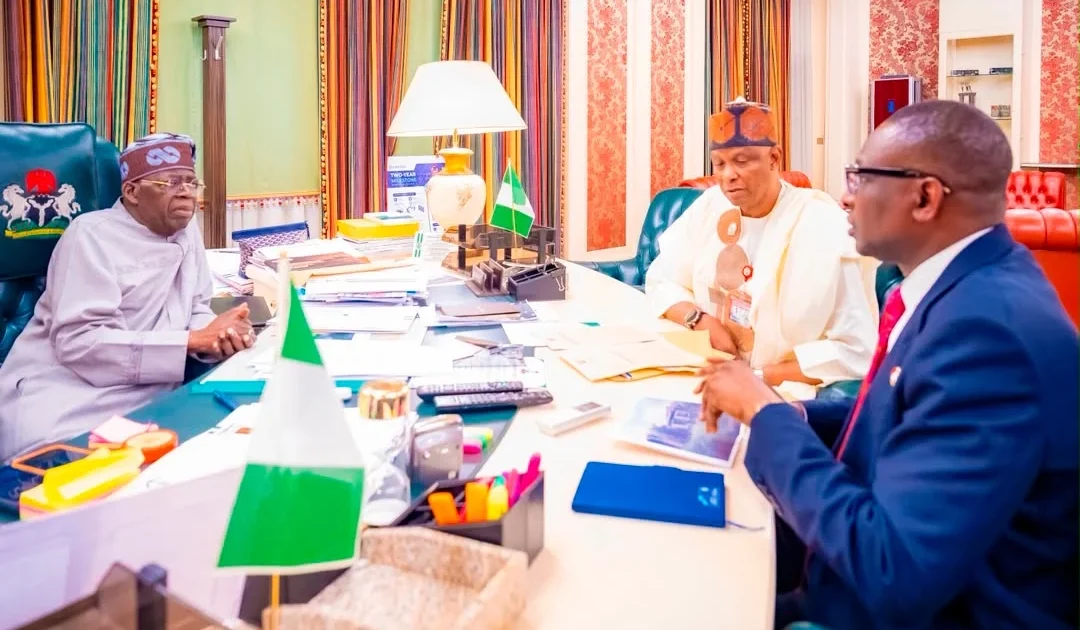 Tinubu Meets EFCC Boss, Housing Minister Over Seized Houses 1 Tinubu Meets EFCC Boss, Housing Minister Over Seized Houses