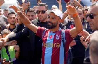 Waddle Warns Salah Over Turkish League Challenge