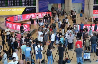 Dubai-Tel Aviv flight diverts to Saudi Arabia after distress call : NPR