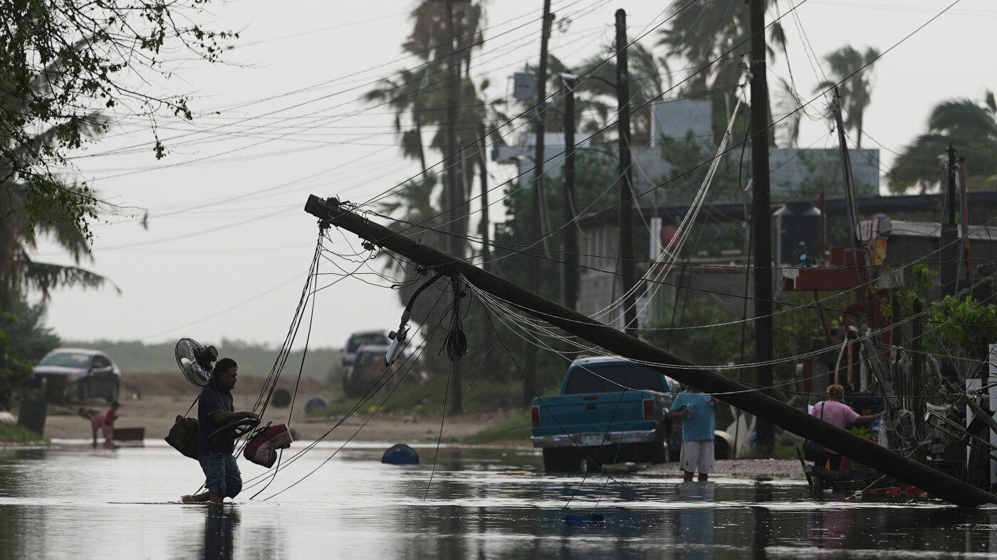 Hurricane Polo's remnants bringing more rain to flood-struck U.S. Southwest : NPR 4 Hurricane Polo's remnants bringing more rain to flood-struck U.S. Southwest : NPR
