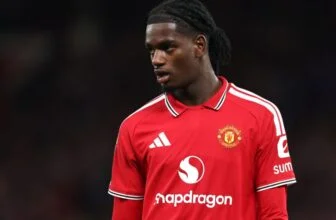 Michael Carrick could unleash Man United starlet Ayden Heaven in surprise new role after injury crisis