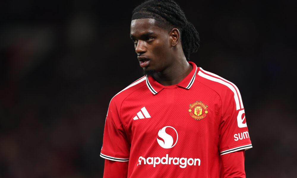 Michael Carrick could unleash Man United starlet Ayden Heaven in surprise new role after injury crisis