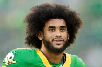One USC Investment that Must Show Up Against Oregon Quarterback Dante Moore