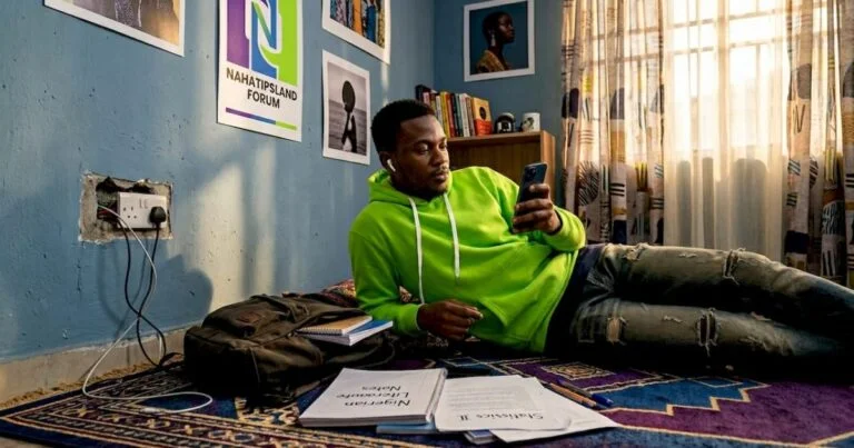 Why Online Trends Matter for Nigerian Youth: Opportunities, Risks and Smart Habits (2026)