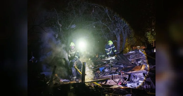 Russian strikes hit Kyiv after Witkoff meets Putin | Russia-Ukraine war News