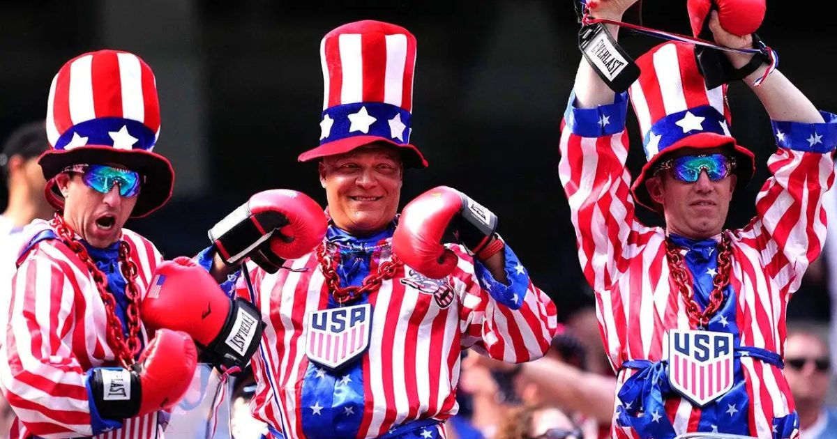 Gallup poll finds a 40-point partisan divide on patriotism values 1 Gallup poll finds a 40-point partisan divide on patriotism values