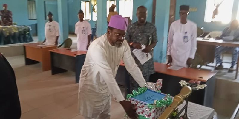 Mopamuro Local Government Chairman Presents N7.082Bn Budget