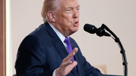 Trump unveils 100 percent tariff on drugs to push for pharmaceutical deals | Donald Trump News